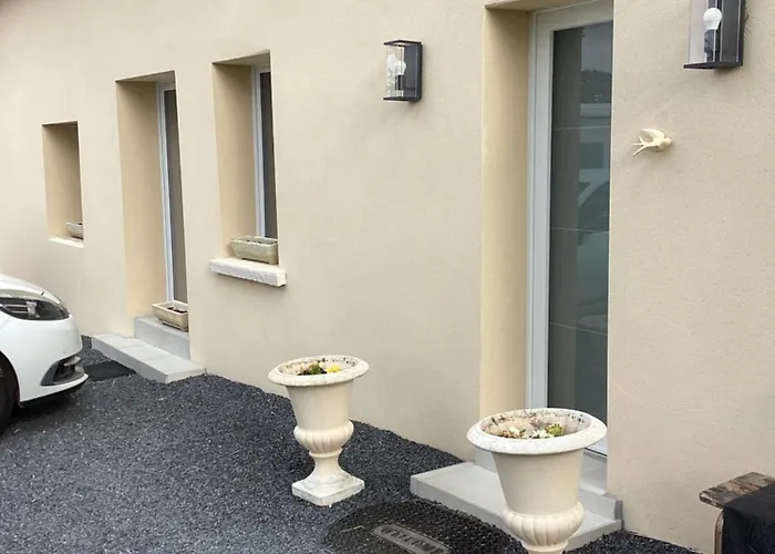 Entierement Renovee Au Calme La Vacquerie