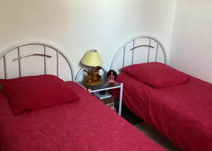 Entierement Renovee Au Calme